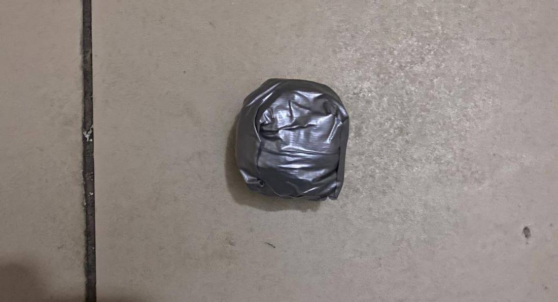 В Сургуте полицейские задержали иностранца с крупной партией наркотиков В Сургуте полицейские задержали иностранца с крупной партией наркотиков