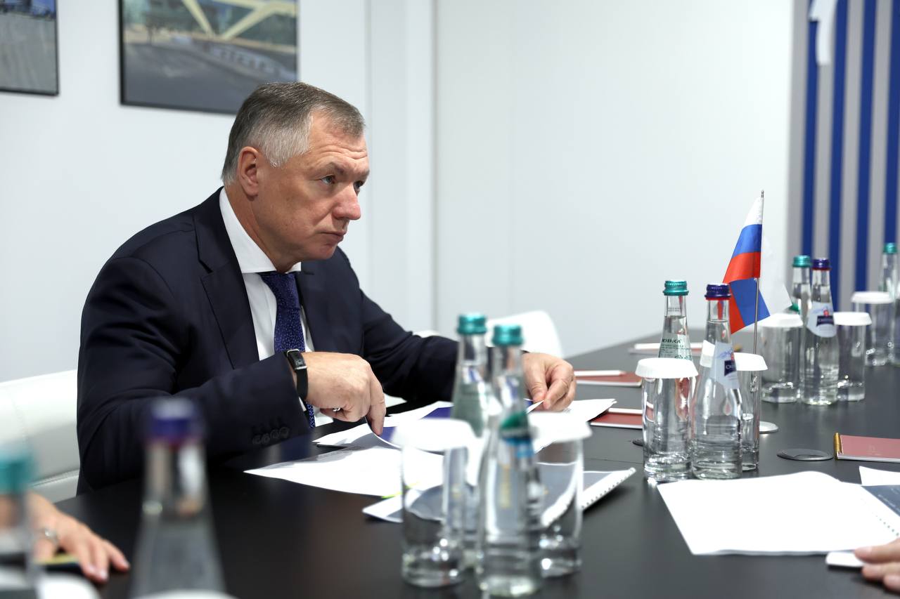 Марат Хуснуллин: На полях Транспортной недели провел еще ряд встреч с главами регионов Марат Хуснуллин: На полях Транспортной недели провел еще ряд встреч с главами регионов