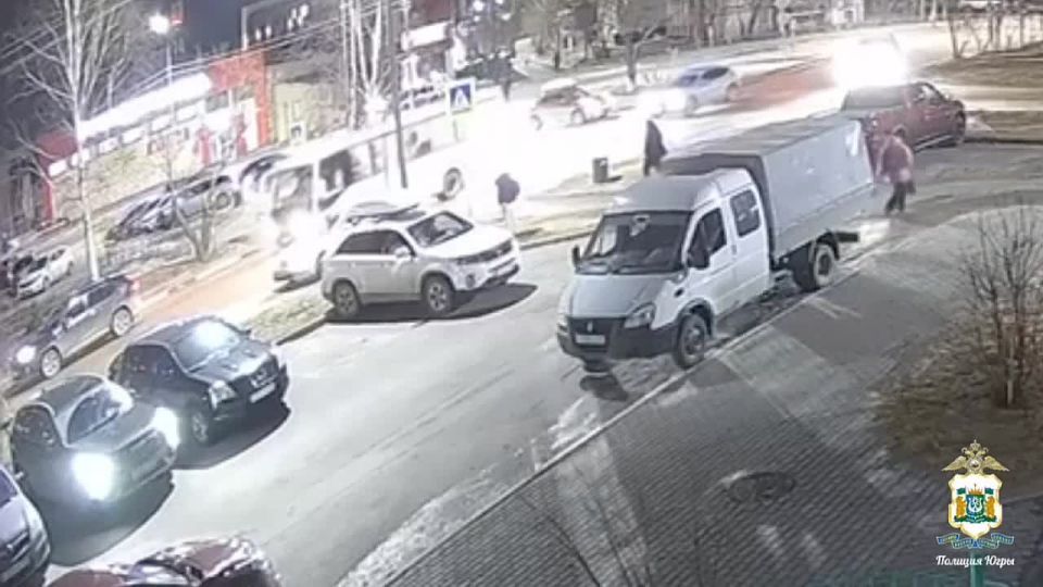 В Сургуте возбуждено уголовное дело в отношении пьяного водителя без прав, который сбил женщину на переходе и скрылся