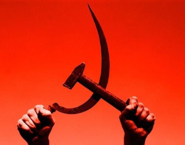 Вартовскую пенсионерку осудили за расклейку запрещённых объявлений