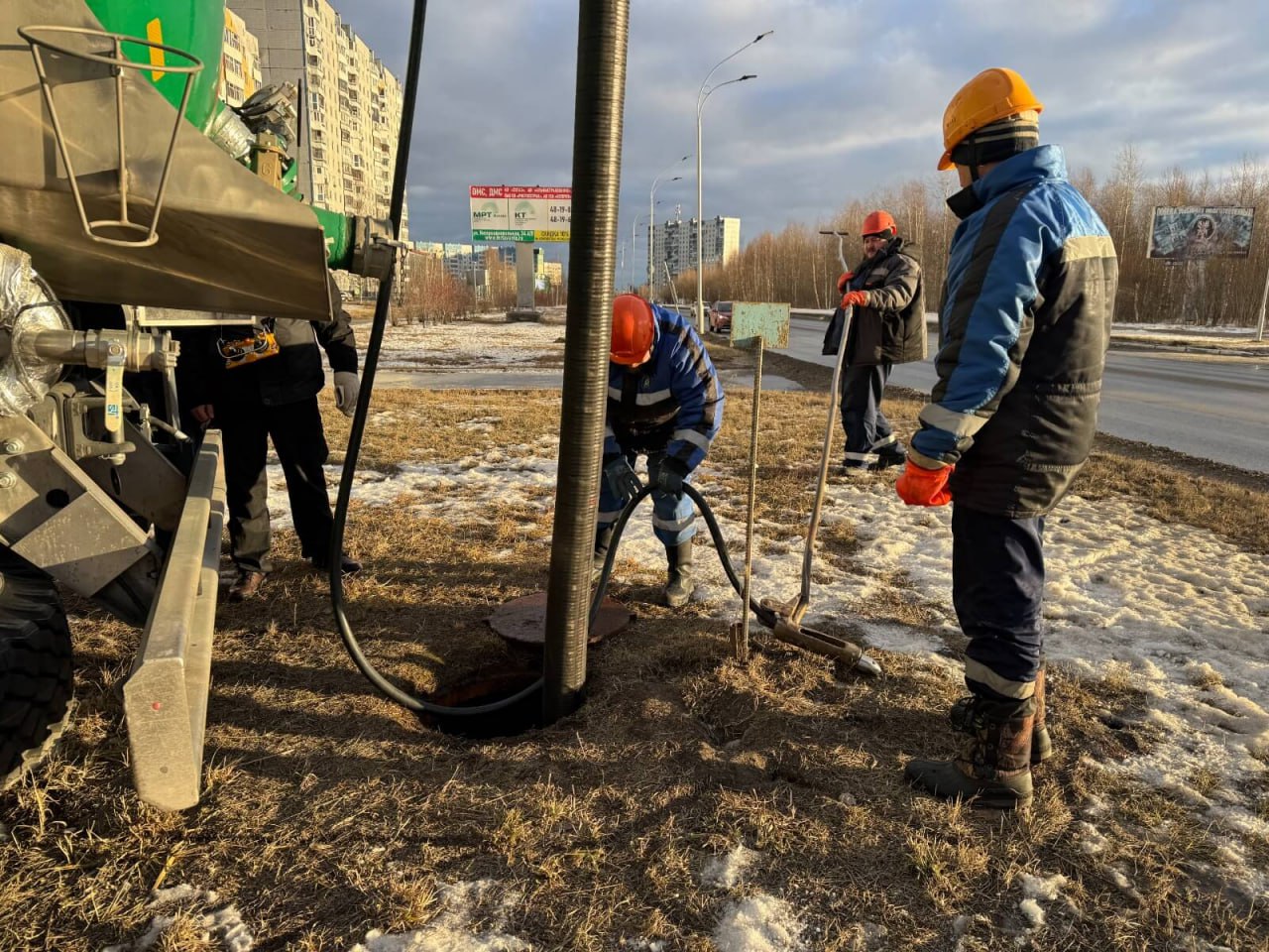 НКС принимают на вооружение уникальную спецтехнику НКС принимают на вооружение уникальную спецтехнику
