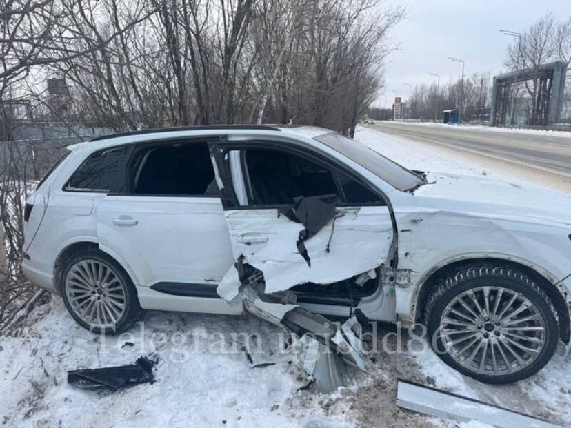 Неудачный поворот обернулся столкновением Неудачный поворот обернулся столкновением