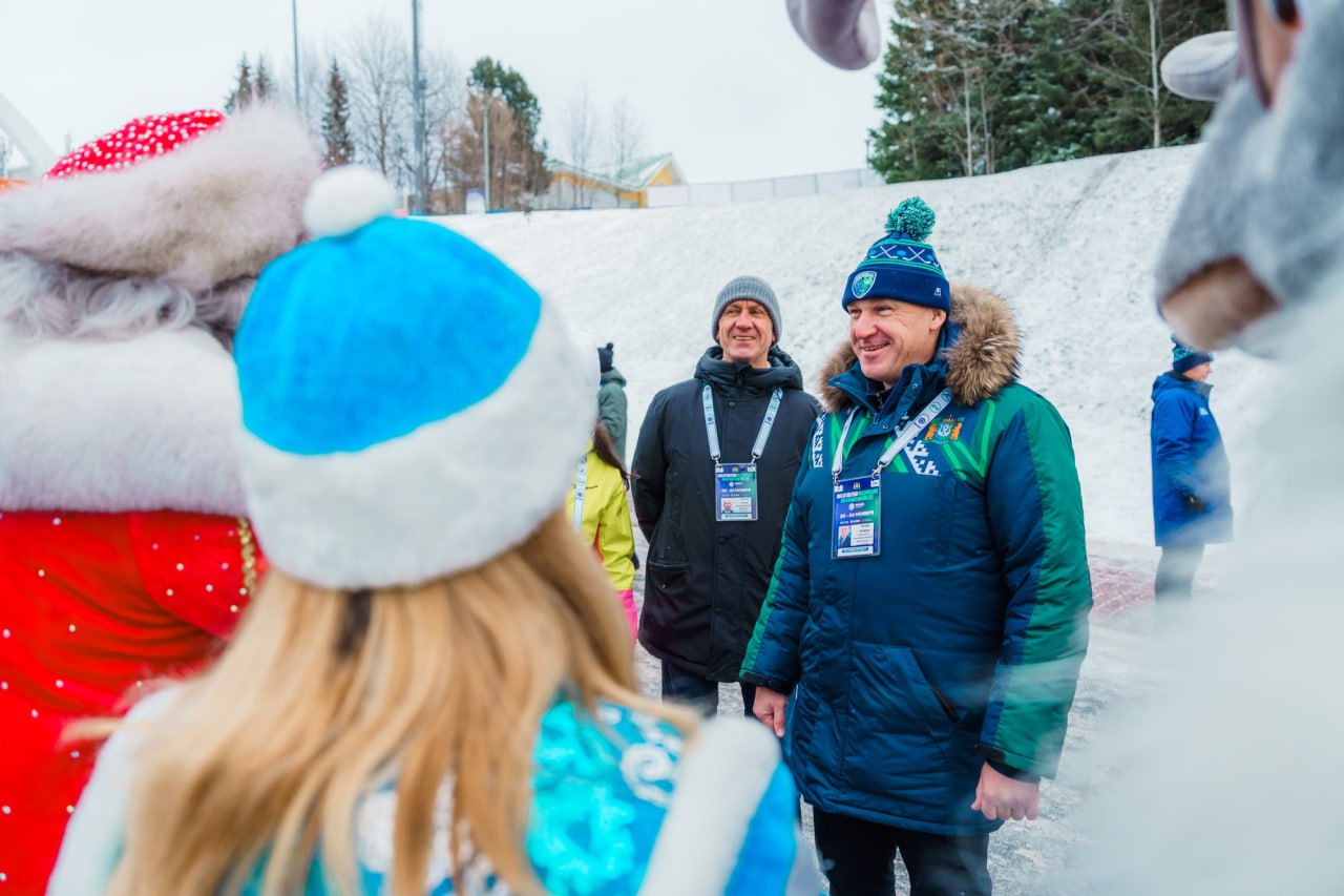 Новогодняя столица Сибири официально стартует с 27 декабря года по 6 января года, но активная подготовка к масштабному проекту «Ханты-Мансийск — Новогодняя столица Сибири» уже началась! Новогодняя столица Сибири официально стартует с 27 декабря года по 6 января года, но активная подготовка к масштабному проекту «Ханты-Мансийск — Новогодняя столица Сибири» уже началась!