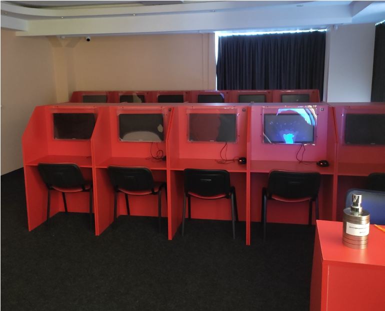 Группа лиц предстанет перед судом по обвинению в незаконной организации и проведении азартных игр в Сургуте и Нижневартовске