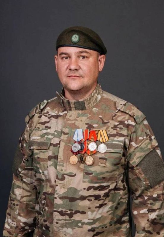 Дома не остались. Ушли защищать Родину