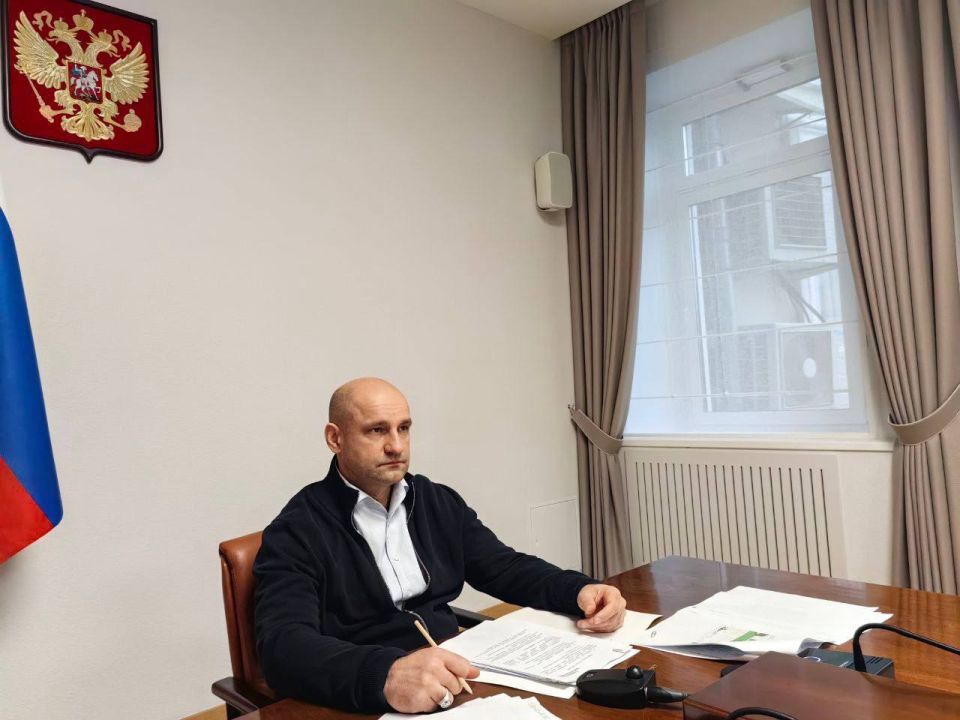 Жители Нягани и Мегиона обратились к полпреду Артёму Жоге на личном приеме