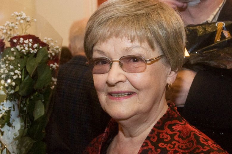 Жизненные уроки Нины Гребешковой: как позитив и мудрость помогли ей пройти через трудности