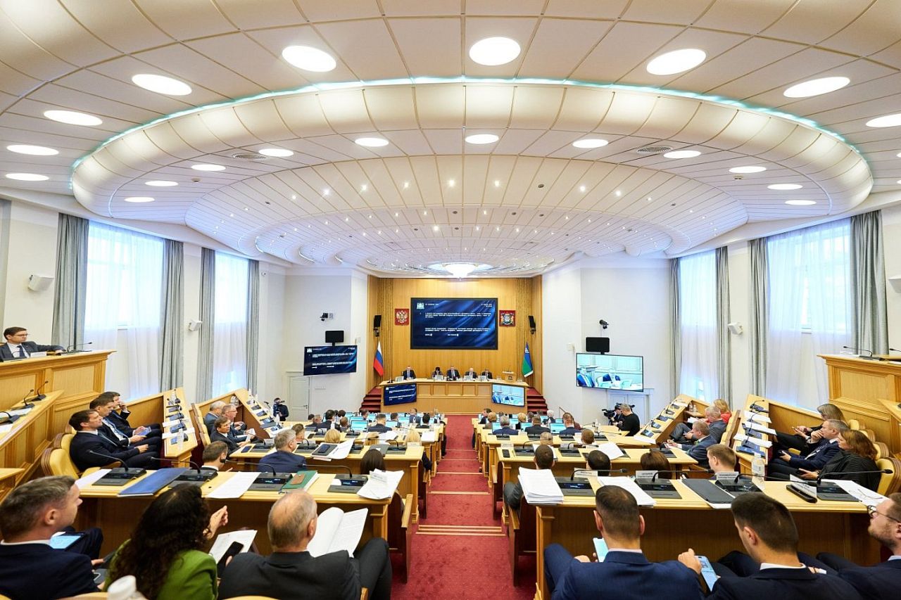 Руслан Кухарук назвал принятый Думой Югры бюджет социально ориентированным Руслан Кухарук назвал принятый Думой Югры бюджет социально ориентированным