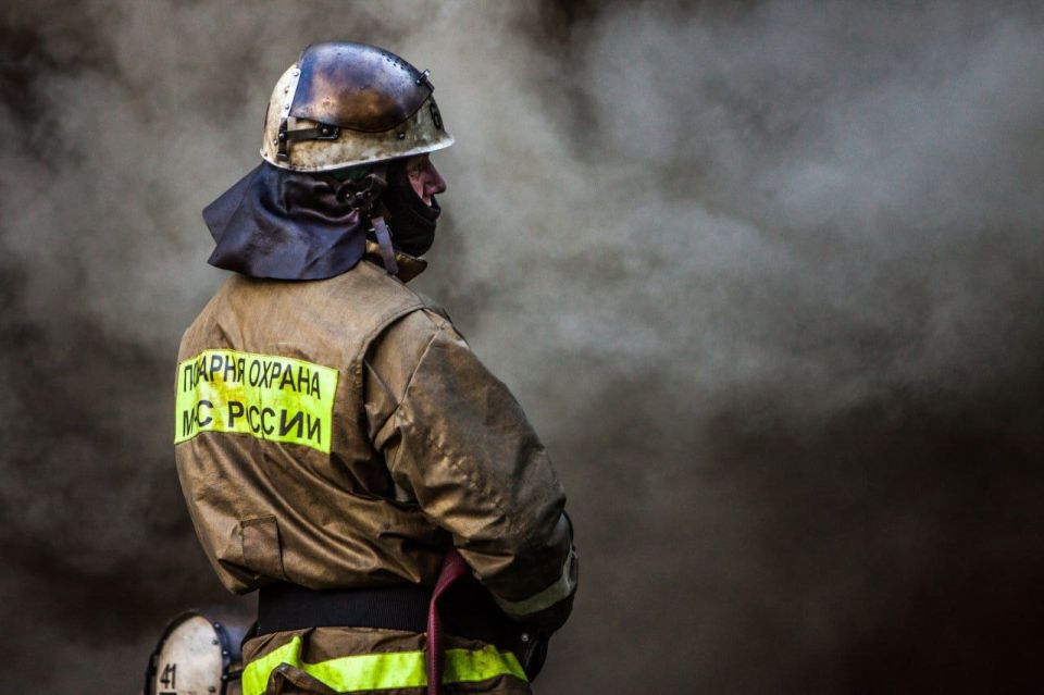 В целях предупреждения пожаров и недопущения гибели людей Администрацией Сургута с 26 ноября до особого распоряжения на территории города вводится особый противопожарный режим