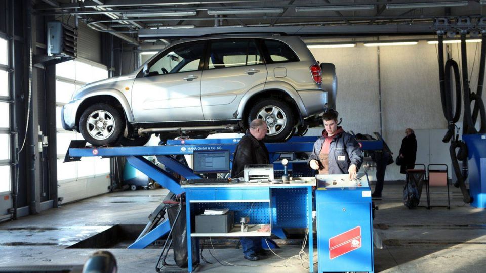 Техосмотр автомобилей: почему автовладельцам стоит готовиться к новому повышению цен