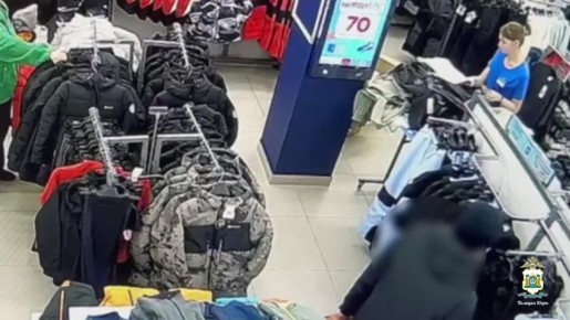 В Нягани полицейские раскрыли кражу детских вещей из сетевого магазина