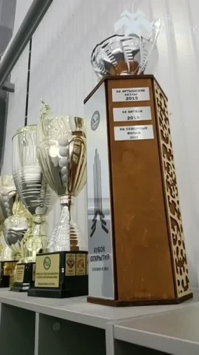 ШАААЙБУ! Матчи Школьной хоккейной лиги Ханты-Мансийска продолжаются