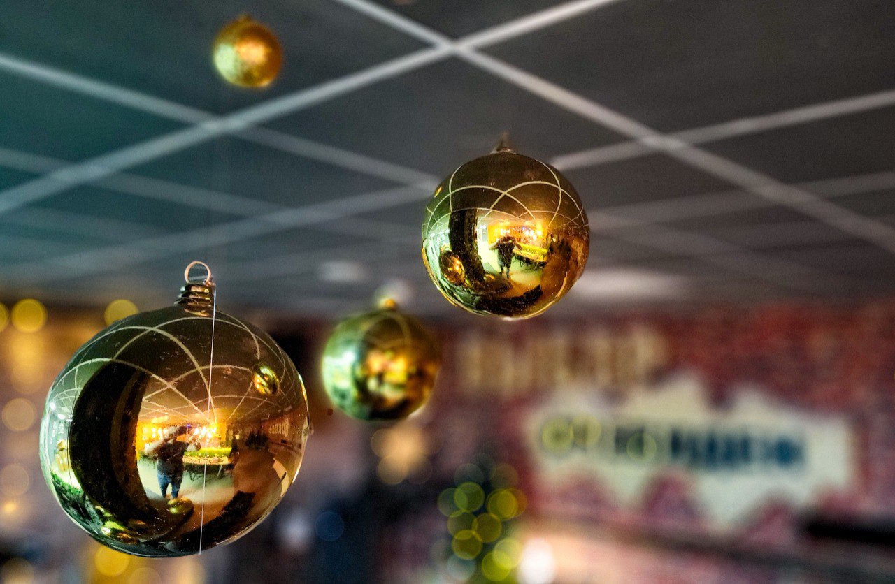 Атмосфера волшебства. Центральная библиотека уже в ноябре примеряет новогодний наряд и готовится встречать главный праздник года Атмосфера волшебства. Центральная библиотека уже в ноябре примеряет новогодний наряд и готовится встречать главный праздник года