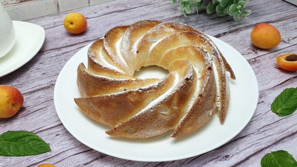 Летний десерт: ПП пирог с абрикосами — легкость в каждом кусочке