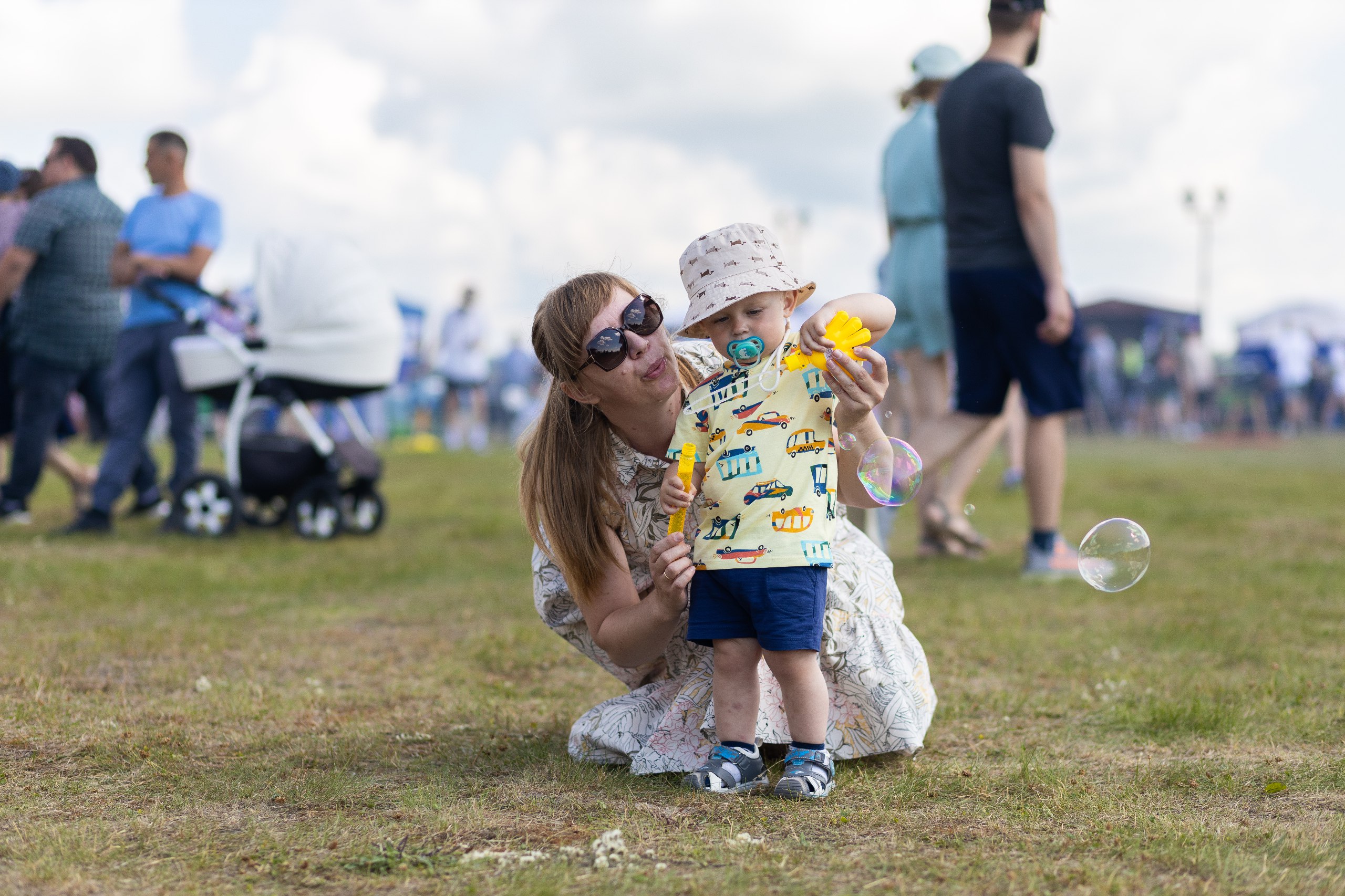 Максим Ряшин: Дорогие мамы, поздравляю вас с самым прекрасным и тёплым праздником – Днём матери Максим Ряшин: Дорогие мамы, поздравляю вас с самым прекрасным и тёплым праздником – Днём матери