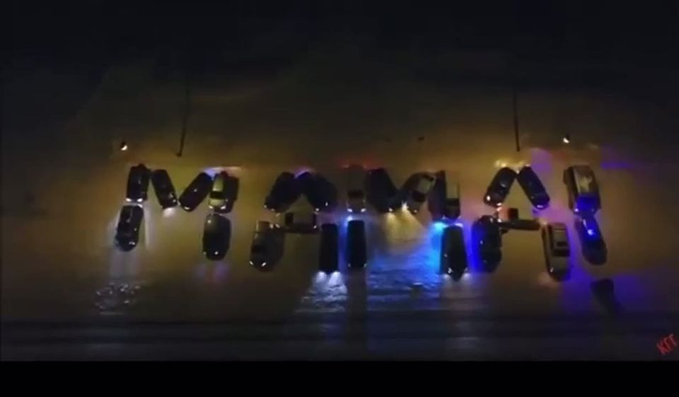 А вот так поздравили мам в Госавтоинспекции Югры