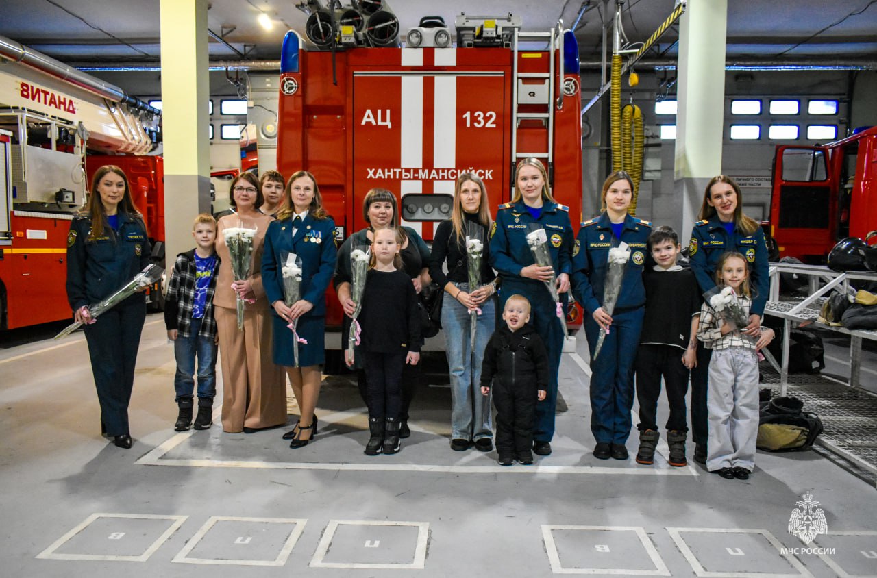 День матери в пожарной части День матери в пожарной части