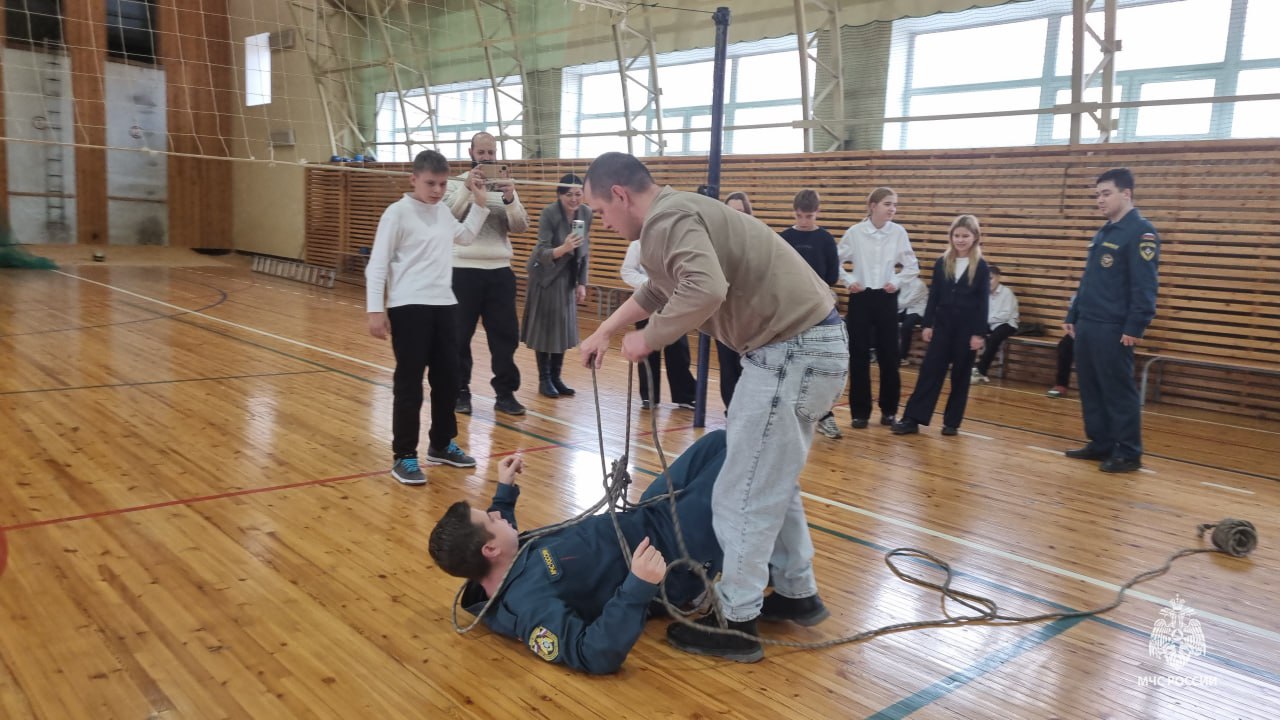 Интерактив, игры и практика: как в Югре прививают детям культуру безопасности Интерактив, игры и практика: как в Югре прививают детям культуру безопасности