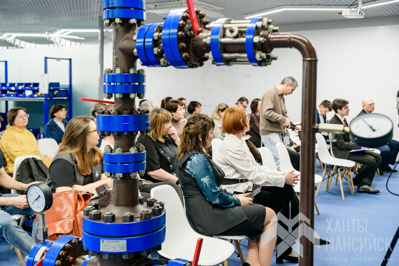 В Ханты-Мансийске завершилась научно-практическая конференция «Новые векторы развития местного самоуправления» В Ханты-Мансийске завершилась научно-практическая конференция «Новые векторы развития местного самоуправления»