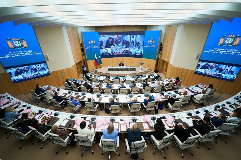 Максим Ряшин: Накануне в рамках совместного заседания Комиссии по развитию гражданского общества и Координационного совета по делам национально-культурных автономий под председательством губернатора Югры Руслана Николаевича...