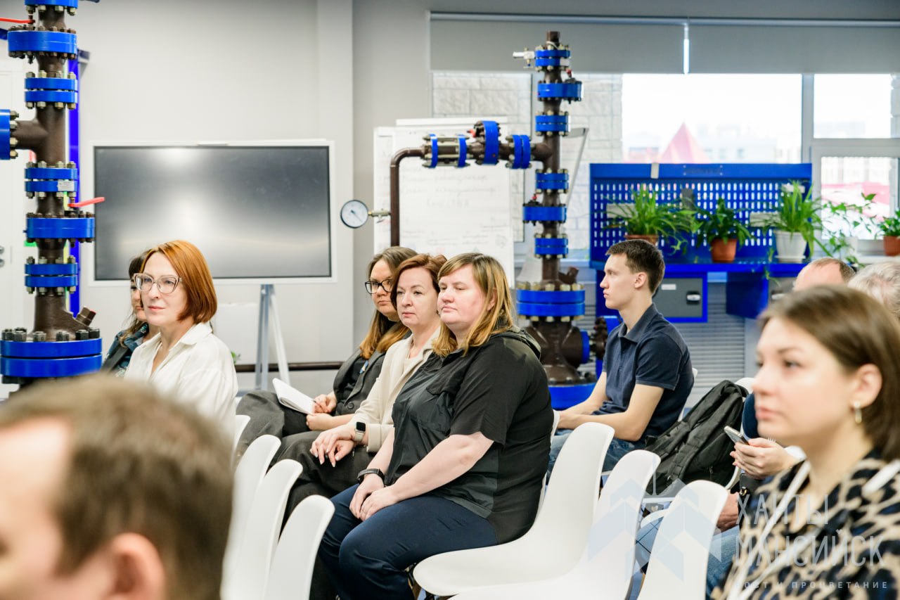 В Ханты-Мансийске завершилась научно-практическая конференция «Новые векторы развития местного самоуправления» В Ханты-Мансийске завершилась научно-практическая конференция «Новые векторы развития местного самоуправления»