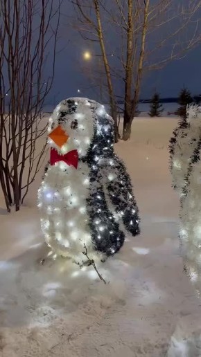 Подготовка к предстоящим новогодним и рождественским праздникам продолжается