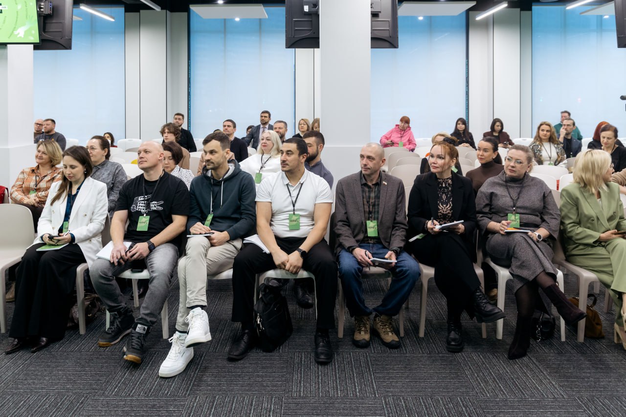 Второй бизнес-форум «РЕФРЕШ» объединил более 200 участников Второй бизнес-форум «РЕФРЕШ» объединил более 200 участников