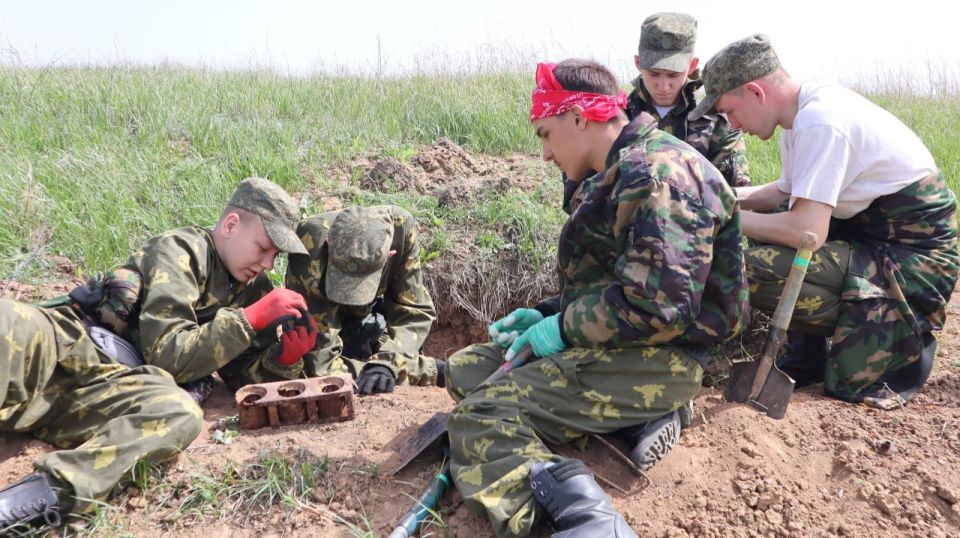 3 декабря - День Неизвестного Солдата 3 декабря - День Неизвестного Солдата