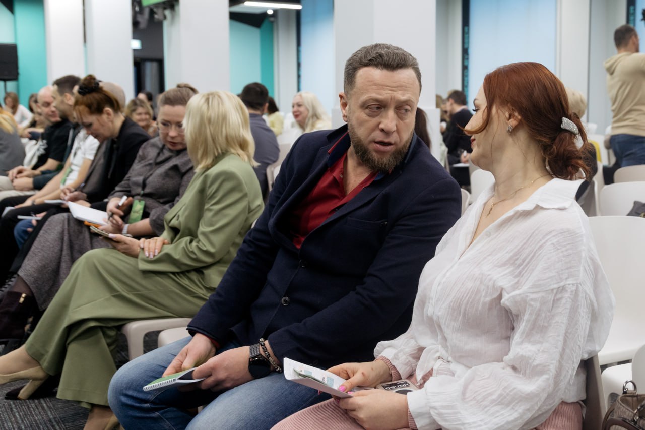 Второй бизнес-форум «РЕФРЕШ» объединил более 200 участников Второй бизнес-форум «РЕФРЕШ» объединил более 200 участников