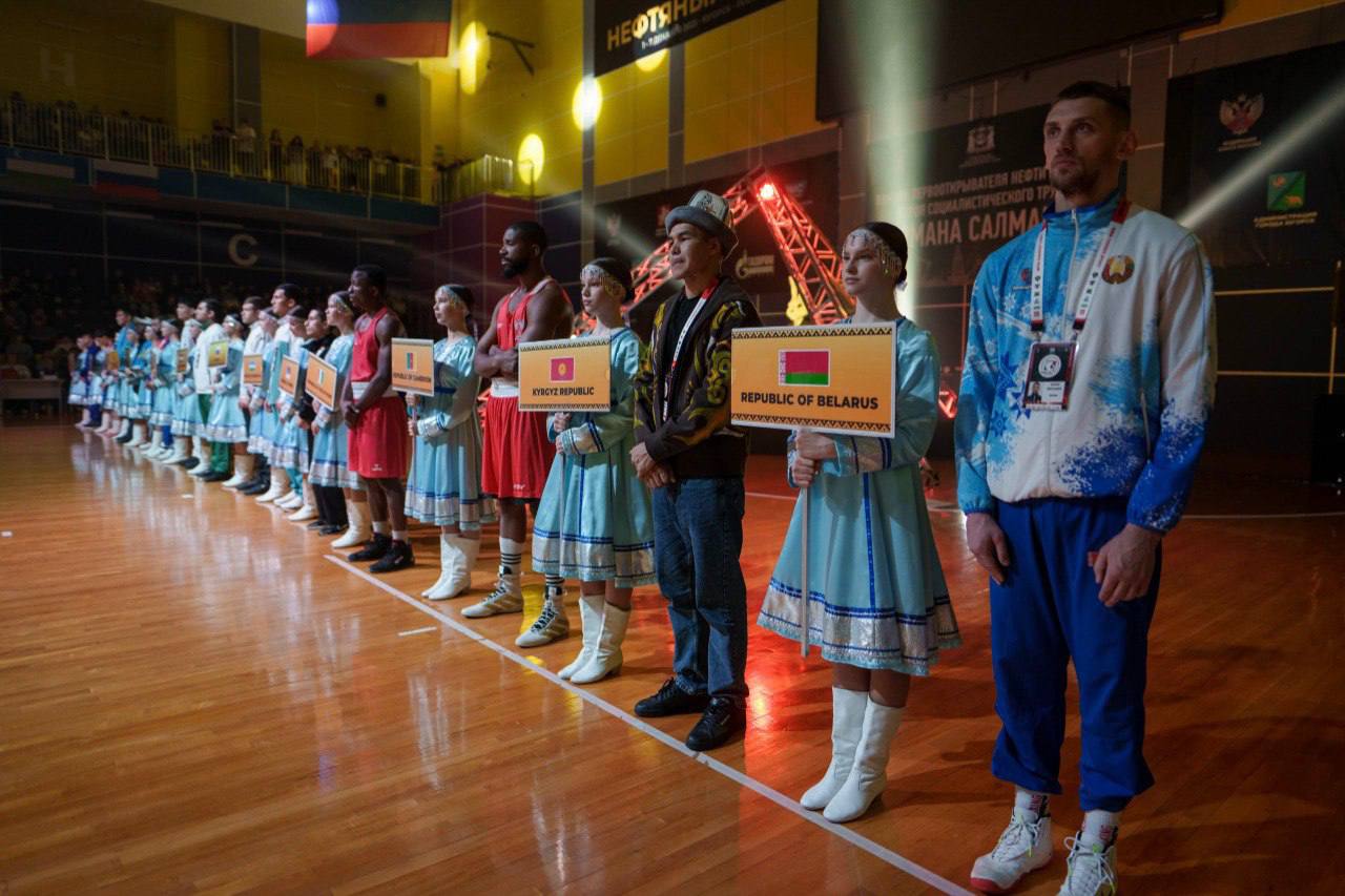 Кубок мира по боксу среди нефтяных стран стартовал в Югорске