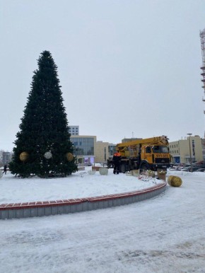 В Сургуте идет подготовка к новогодним праздникам