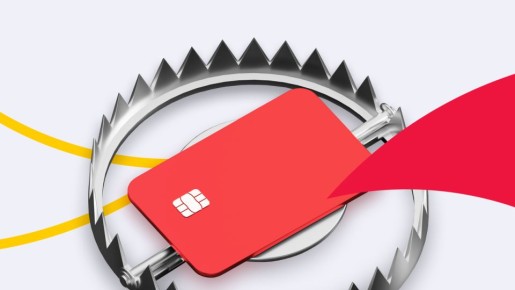 Почему стоит избегать оформления банковской карты на чужое имя