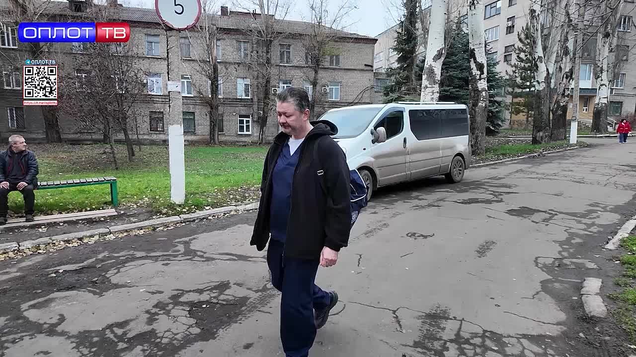 Югорские врачи помогают больницам Макеевки