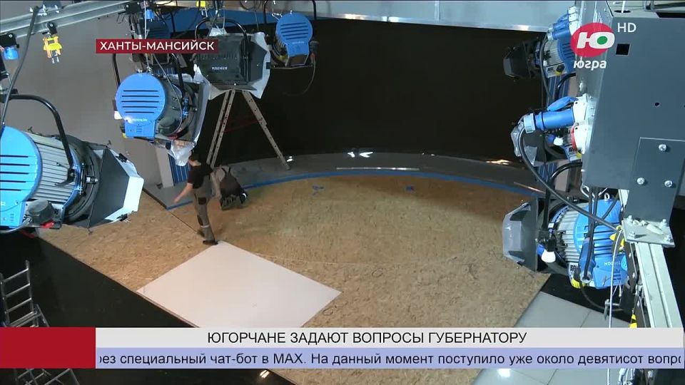 Жители Сургута, Нижневартовска, Ханты-Мансийска и Октябрьского района задали больше всех вопросов губернатору