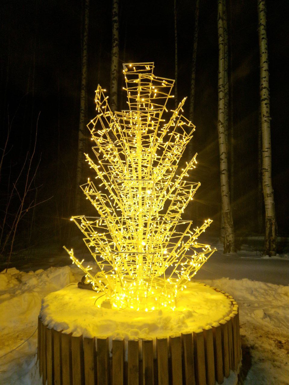 Дмитрий Кощенко: Нижневартовск стремительно превращается в зимнюю новогоднюю сказку Дмитрий Кощенко: Нижневартовск стремительно превращается в зимнюю новогоднюю сказку