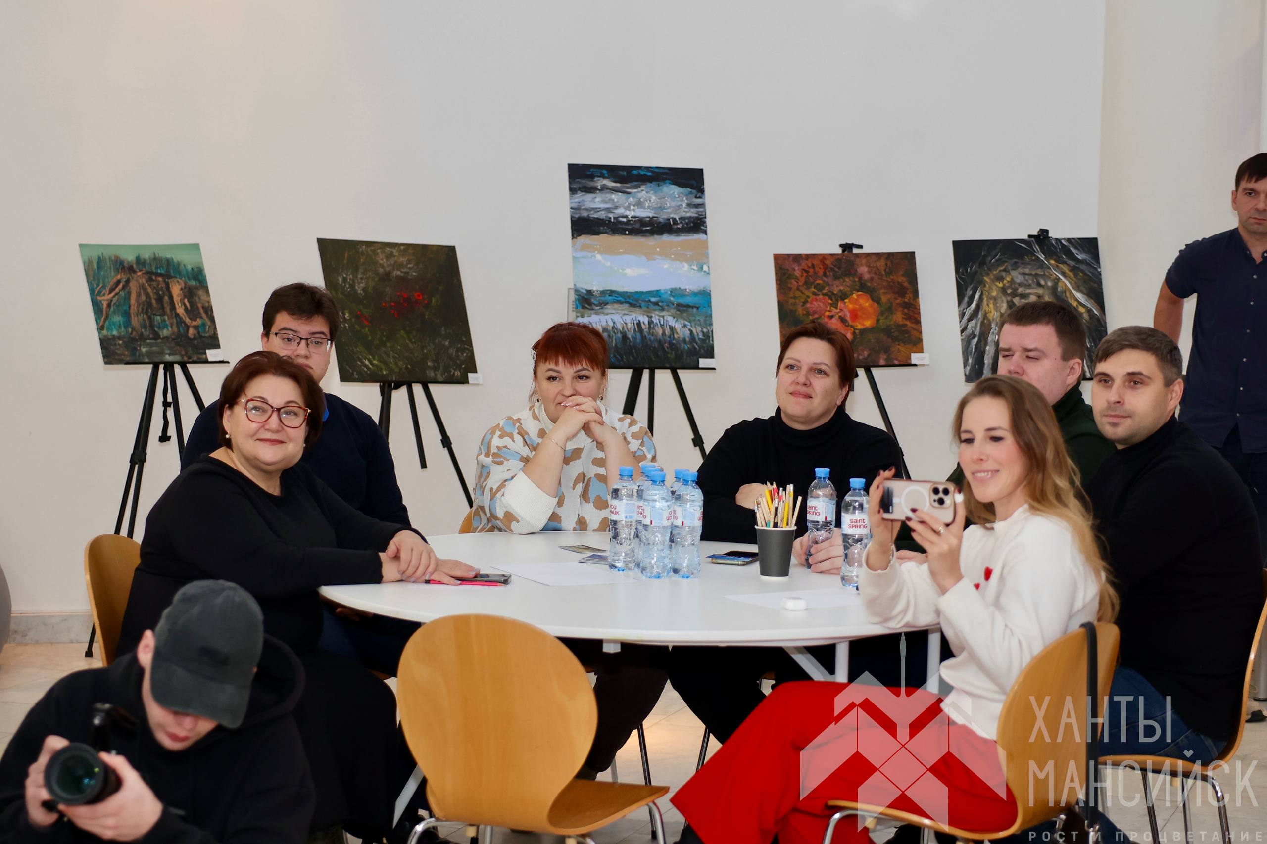 В окружной столице прошел городской форум «Мы вместе», где подвели итоги проекта «Солнце встает на Востоке», поддержанного грантом Главы Ханты-Мансийска В окружной столице прошел городской форум «Мы вместе», где подвели итоги проекта «Солнце встает на Востоке», поддержанного грантом Главы Ханты-Мансийска