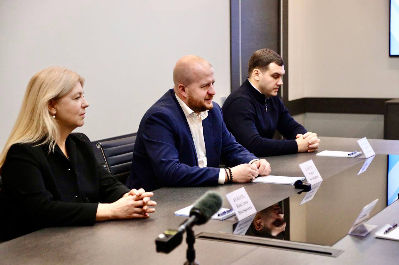 Историческое событие в жизни двух городов Историческое событие в жизни двух городов