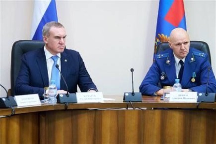 Прокурор автономного округа и Губернатор Югры обсудили рабочие вопросы