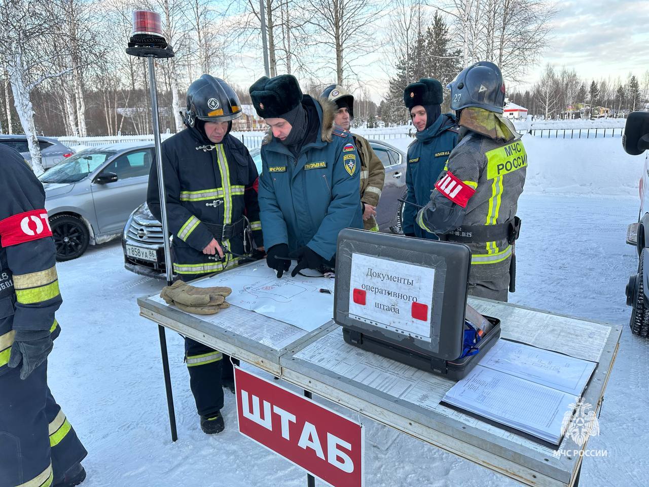 Слаженность действий и скорость реагирования: в Нягани прошли пожарно-тактические учения на объекте культуры Слаженность действий и скорость реагирования: в Нягани прошли пожарно-тактические учения на объекте культуры