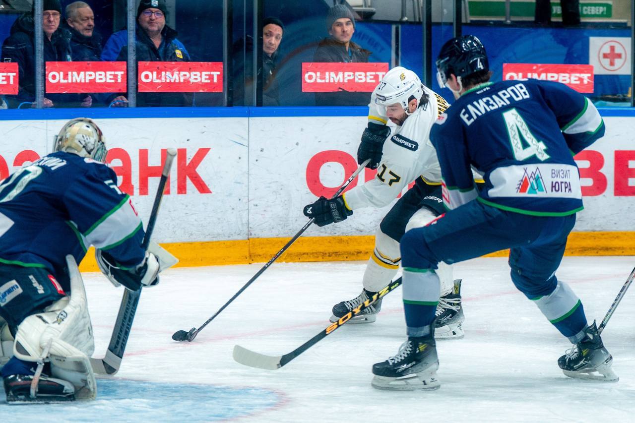 «Югра» в присутствии двух губернаторов уступила в домашнем матче чемпионата ВХЛ «Дизелю» «Югра» в присутствии двух губернаторов уступила в домашнем матче чемпионата ВХЛ «Дизелю»