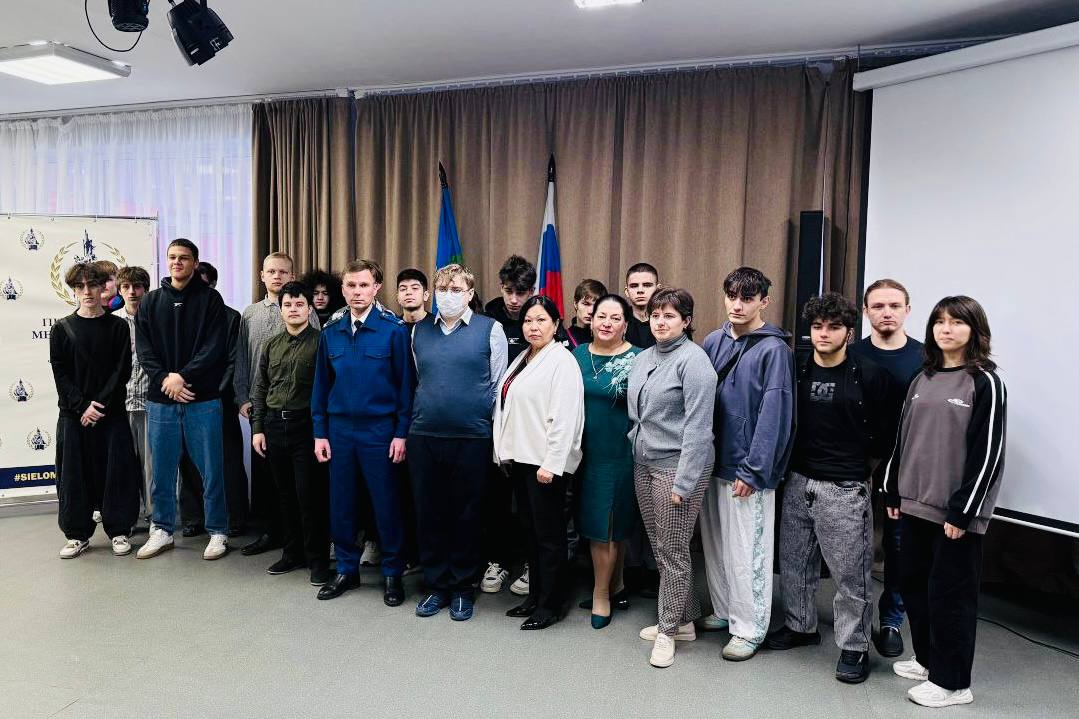 Прокурорами проведены мероприятия по правовому просвещению к 95-летию со дня образования автономного округа Прокурорами проведены мероприятия по правовому просвещению к 95-летию со дня образования автономного округа