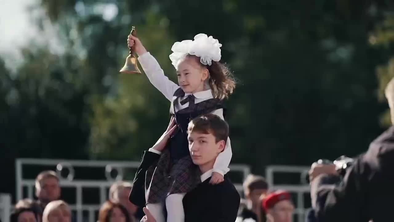 С Днем рождения, Югра!. @nv86_me • vk.com/nv86ru • ok.ru/nv86.ru