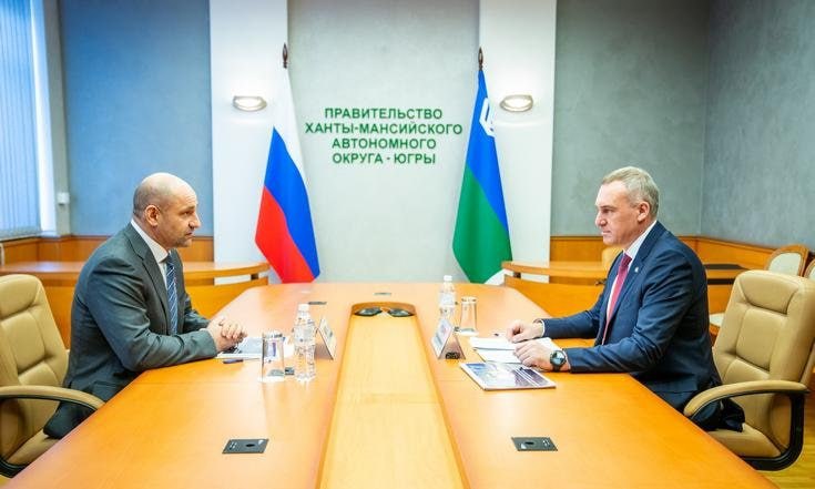 Полномочный представитель президента Российской Федерации в Уральском федеральном округе Артём Жога поздравила Югру с 95-летием Полномочный представитель президента Российской Федерации в Уральском федеральном округе Артём Жога поздравила Югру с 95-летием