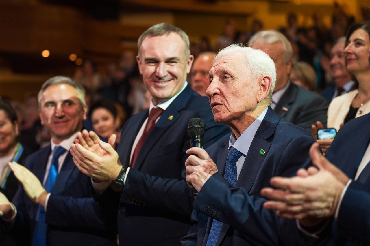 Дмитрий Кощенко: В окружной столице прошёл масштабный концерт, посвящённый 95-летию Ханты-Мансийского автономного округа - Югры Дмитрий Кощенко: В окружной столице прошёл масштабный концерт, посвящённый 95-летию Ханты-Мансийского автономного округа - Югры