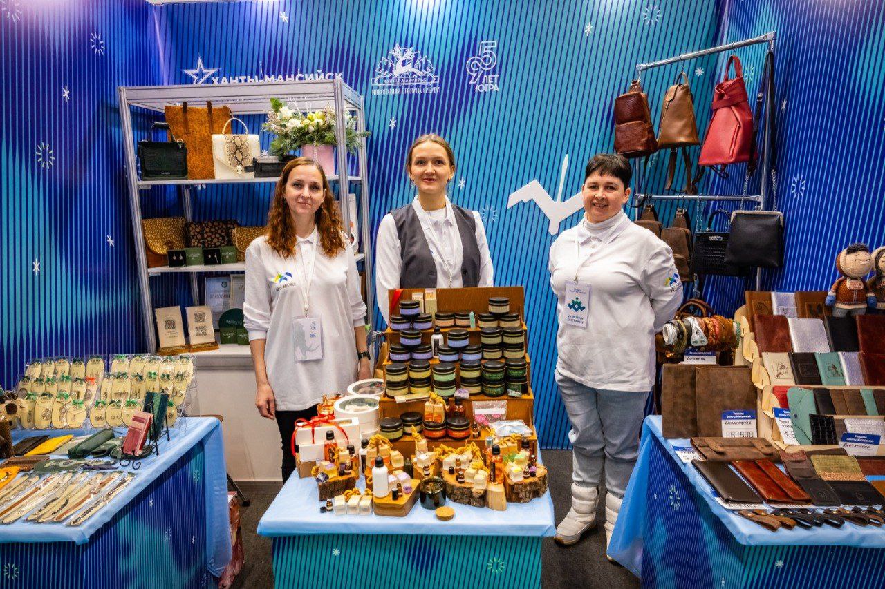 Максим Ряшин: Сегодня в Ханты-Мансийске стартовала юбилейная выставка-ярмарка «Товары земли Югорской» Максим Ряшин: Сегодня в Ханты-Мансийске стартовала юбилейная выставка-ярмарка «Товары земли Югорской»