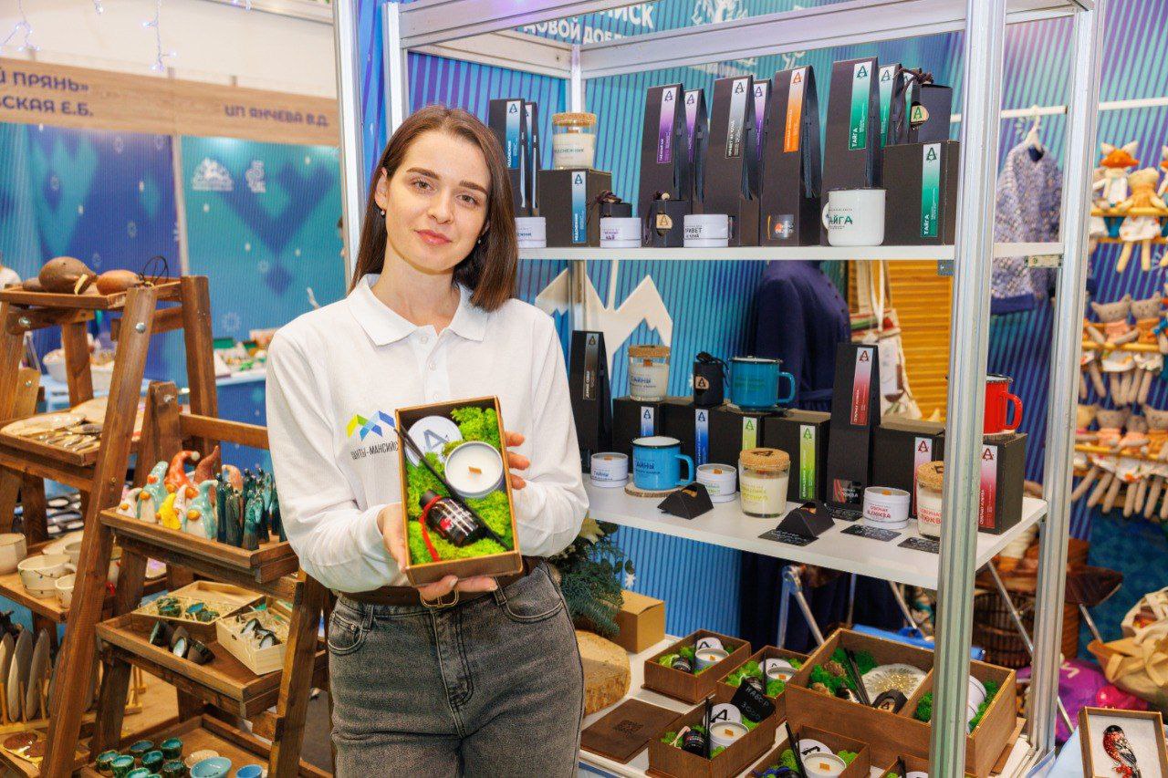 Максим Ряшин: Сегодня в Ханты-Мансийске стартовала юбилейная выставка-ярмарка «Товары земли Югорской» Максим Ряшин: Сегодня в Ханты-Мансийске стартовала юбилейная выставка-ярмарка «Товары земли Югорской»