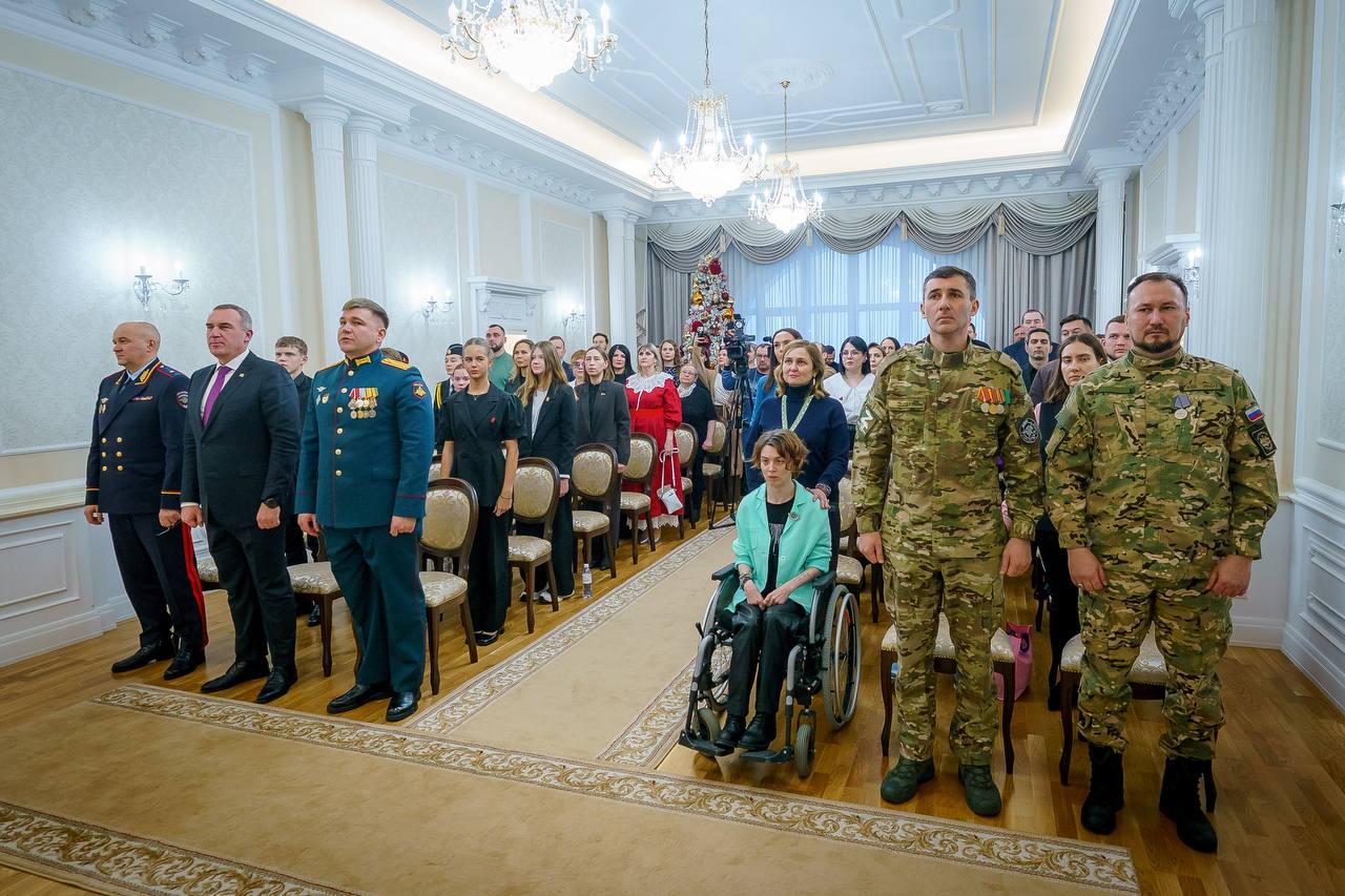 В Югре наградили лауреатов премии губернатора В Югре наградили лауреатов премии губернатора