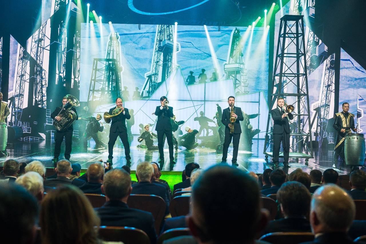 Нефтеюганск отмечен дипломом второй степени в номинации «Укрепление межнационального мира и согласия, реализации иных мероприятий в сфере национальной политики на муниципальном уровне» Нефтеюганск отмечен дипломом второй степени в номинации «Укрепление межнационального мира и согласия, реализации иных мероприятий в сфере национальной политики на муниципальном уровне»