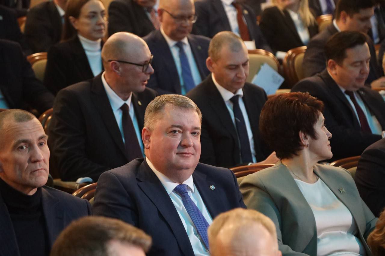 Дмитрий Кощенко: В окружной столице прошёл масштабный концерт, посвящённый 95-летию Ханты-Мансийского автономного округа - Югры Дмитрий Кощенко: В окружной столице прошёл масштабный концерт, посвящённый 95-летию Ханты-Мансийского автономного округа - Югры