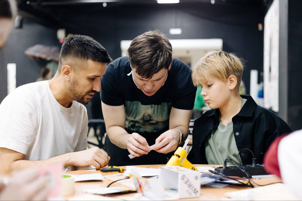 В арт-резиденции «Ядро» прошел фестиваль «Мастерская экороботов»